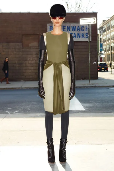 Look 18